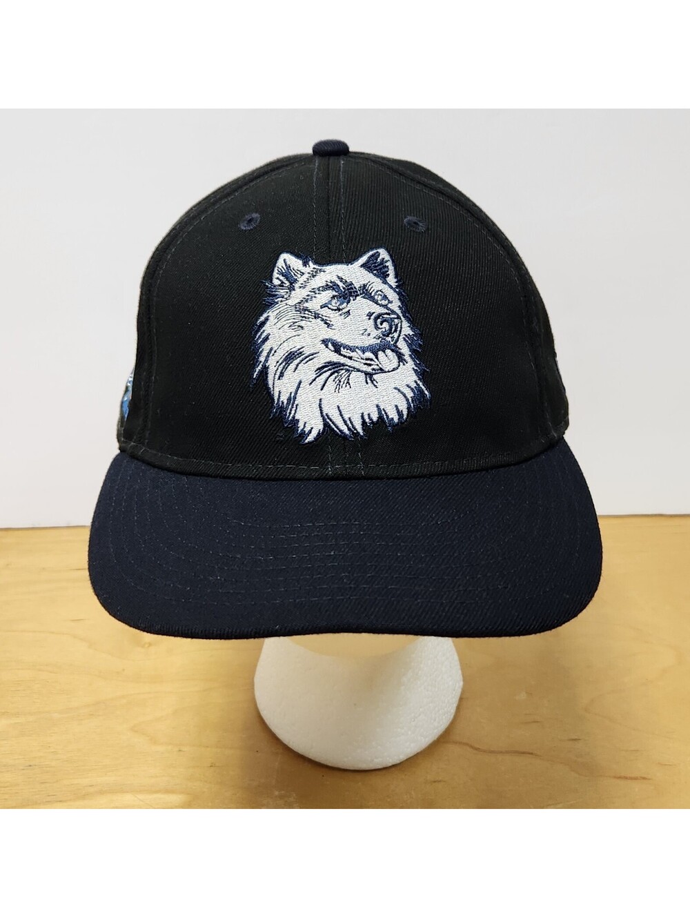 Vintage UConn Huskies Hat 1999 Final Four Tampa Bay National Champions Strapback